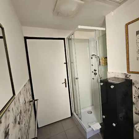 Apartament Antiche Memorie-eleganza E Confort-palazzo Gropallo, Brignole *