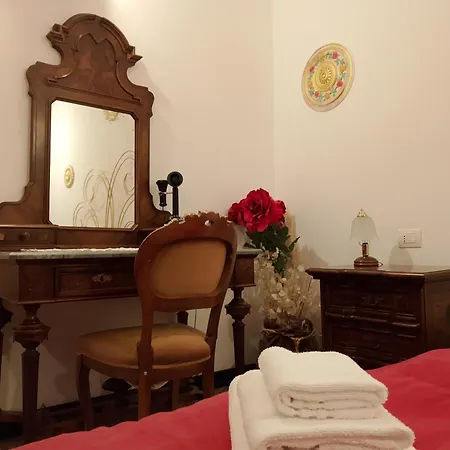 Antiche Memorie-eleganza E Confort-palazzo Gropallo, Brignole Apartment Genoa